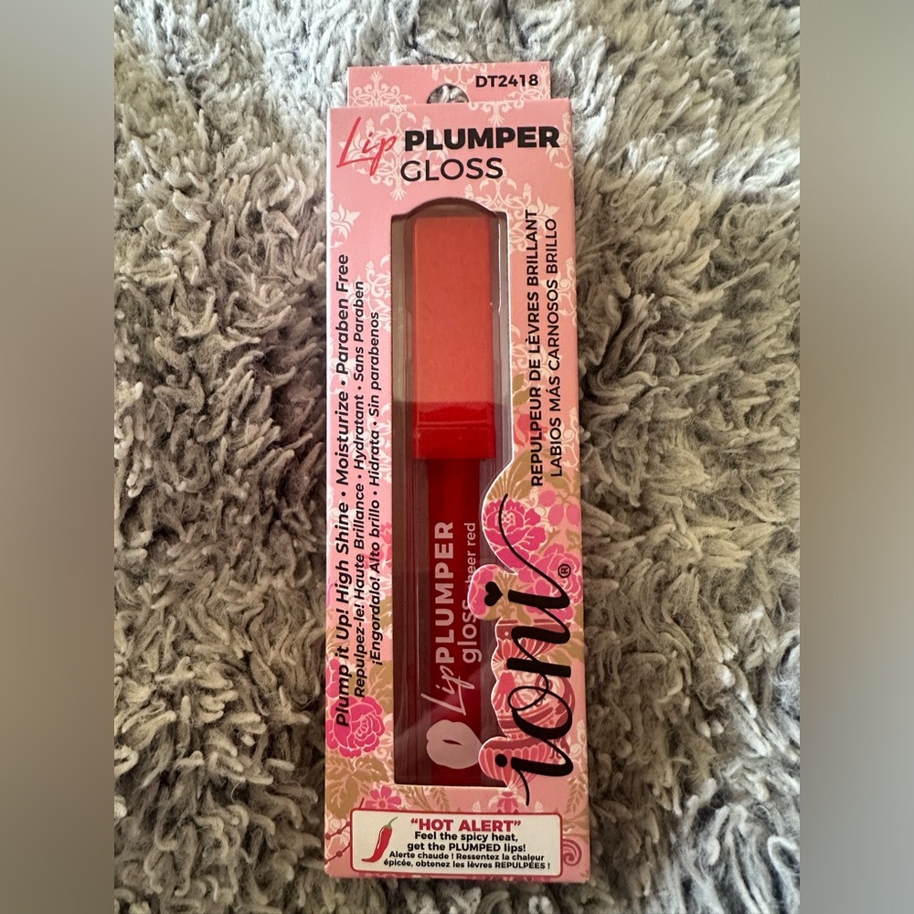 Lip plumper gloss